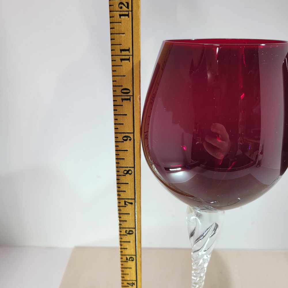 Set of 2 Large Red Wine Glasses Twisted Clear Stems - Picture 4 of 4